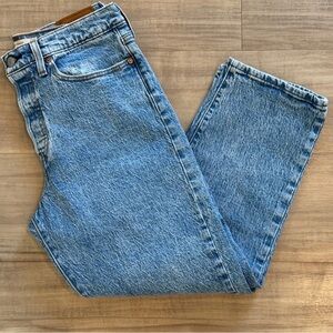 LEVI WEDGIE STRAIGHT JEAN